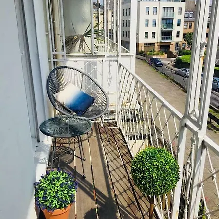 Elegant Period Clifton Balcony - Simplycheckin Apartament Bristol