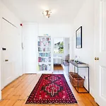 Elegant Period Clifton Balcony - Simplycheckin *