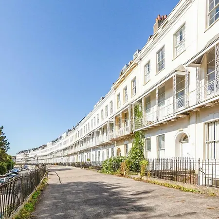 Elegant Period Clifton Balcony - Simplycheckin Lägenhet